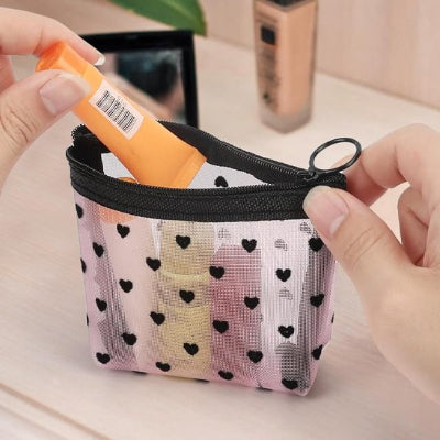 Trousse de toilette femme Ă fermeture Ă©clair pour maquillage motifs petits cĆurs noirs