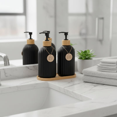 Distributeur de savon liquide style vintage manuel noir et doré
