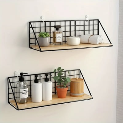 étagères en bois salle de bain moderne Plateau horizontal en bois clair structure grillagée noire