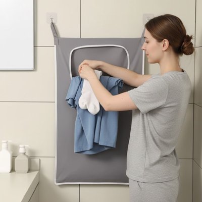 Panier à linge sale suspendu au-dessus de la porte gris, souple , fin avec 2 poignée