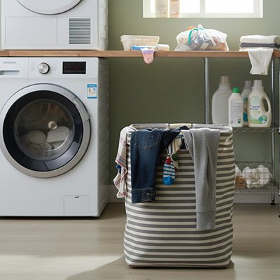 Panier linge pliable tissu imperméable marron clair et blanc rayures horizontales 