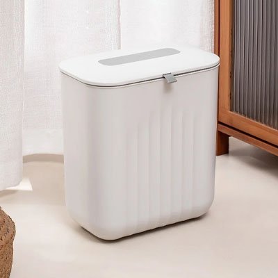 Petit poubelle salle de bain suspendue blanche  murale
