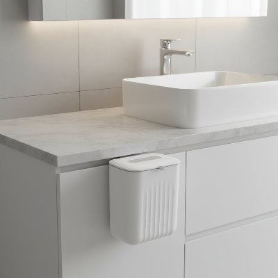 Petit poubelle salle de bain suspendue murale blanche