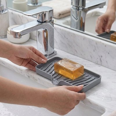 Porte savon gris, Surface inclinée meilleure évacuation de l'eau, fond antidérapant, 