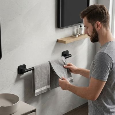 Porte serviette mural salle de bain, noire mât, auto-adhésive, barre moderne 
