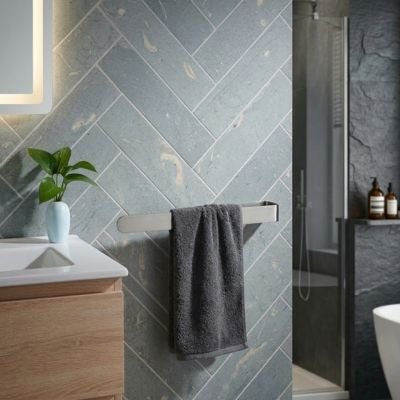 Porte serviette salle de bain auto-adhésif à tige unique : Style simple et moderne chrome