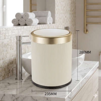 poubelle originale salle de bain blanche ronde à couvercle et contour dorée, ouverture avec pression