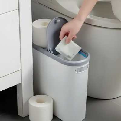 Poubelle salle de bain , blanche et grise, ouverture par pression