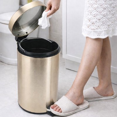 poubelles de salle de bain originale avec pédale , facile à nettoyer, couleur champagne 