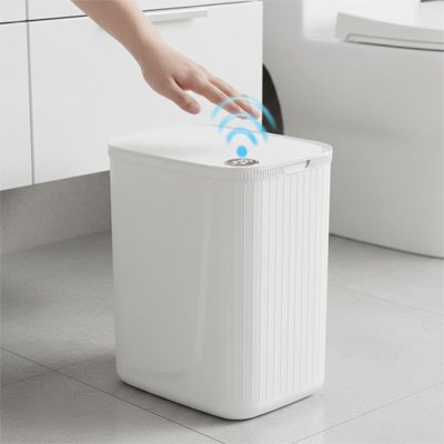 poubelles de salle de bain originales blanche sans contact grand format