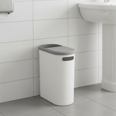 Poubelles de salle de bain