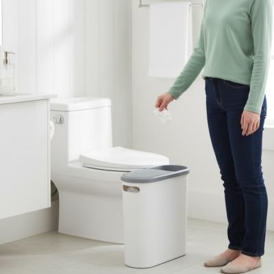Poubelles de salle de bain