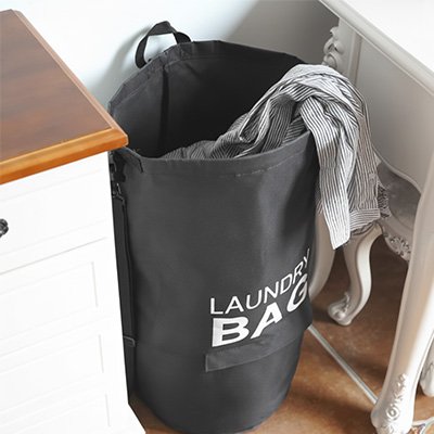 Sac à linge sale noir imperméable grand format à suspendre